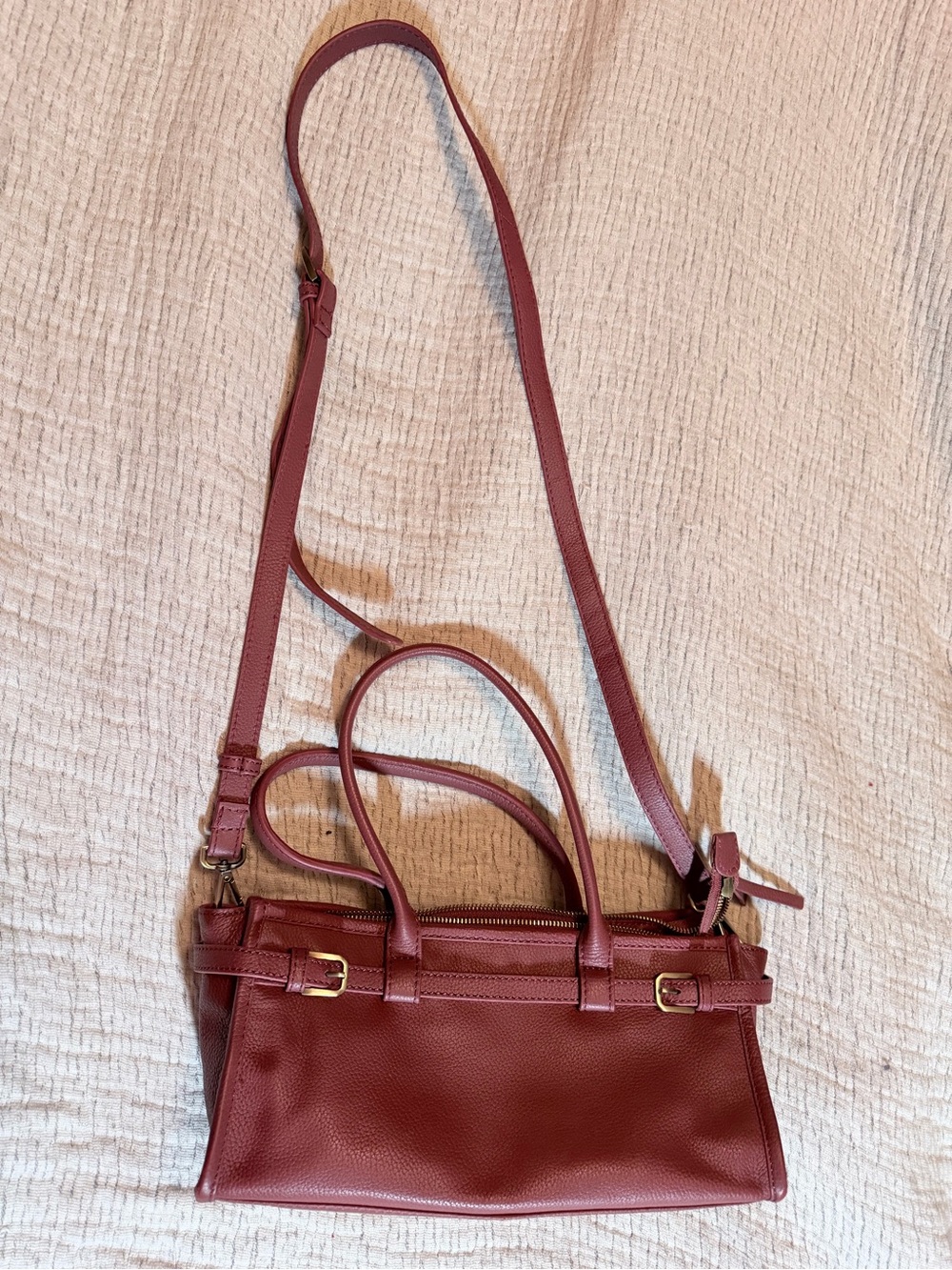 Women's Structured Shoulder Bag in Brick Red